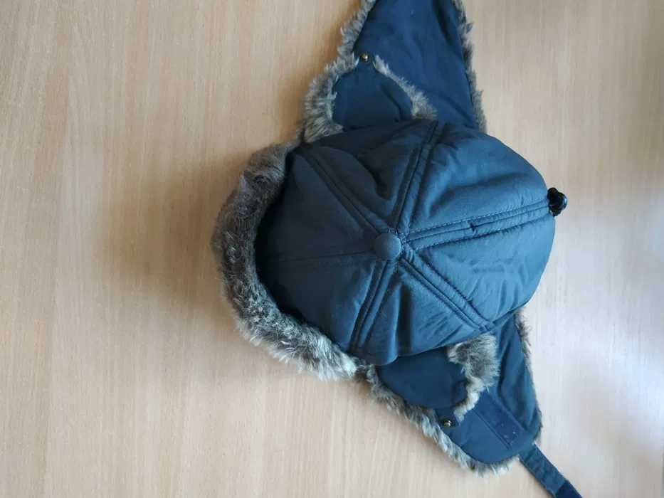 Продам шапку с ушками для мальчика 6-10 лет. Б/У