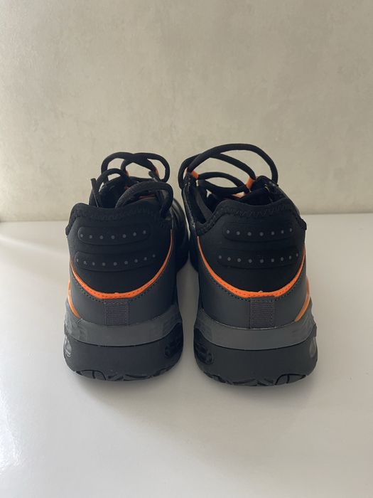 Продам кросівки Adidas 44 розмір27,5 см
