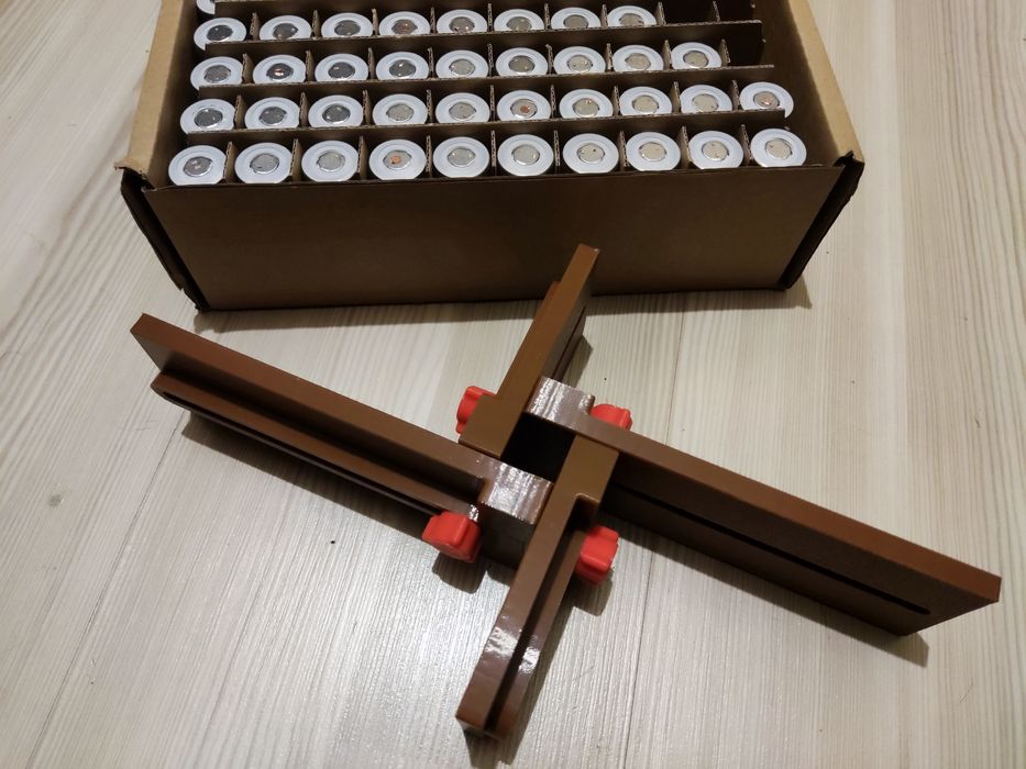 Холдер 18650/21700 для точкового зварювання (3D-друк PETG)