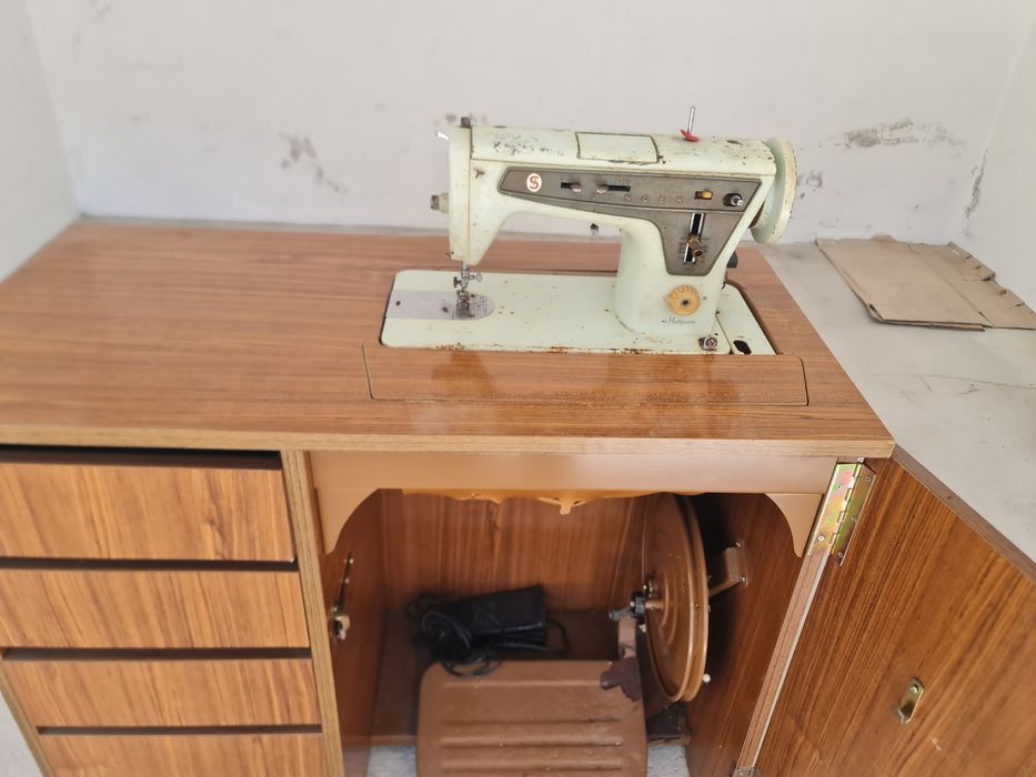 Maquina de costura Singer