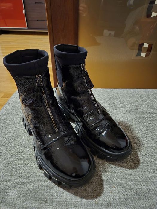 Продам сапожки весна 38 р