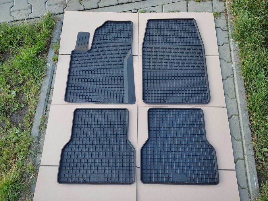 FORD FIESTA MK 6 02-08r NOWE tunel Dywaniki gumowe dopasowane korytka