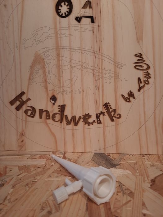 Regador de Plantas por Gravidade com Ajuste