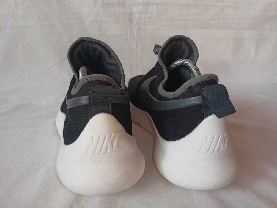 Nike roz. 45 /UK 10/ - dł. wkł. 29 cm