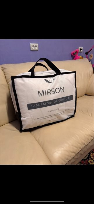 Продам новое пуховое одеяло