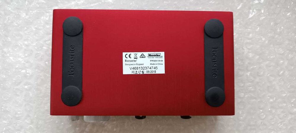 Аудіоінтерфейс (звукова карта) Focusrite Scarlett 2i2 2nd gen
