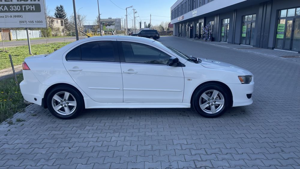 Mitsubishi lancer X 2008