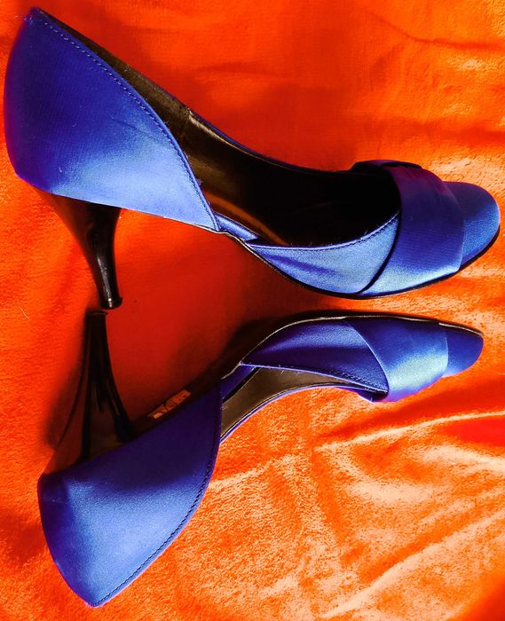 Eleganckie, chabrowe buty damskie, rozmiar 35 (K by Clarks)