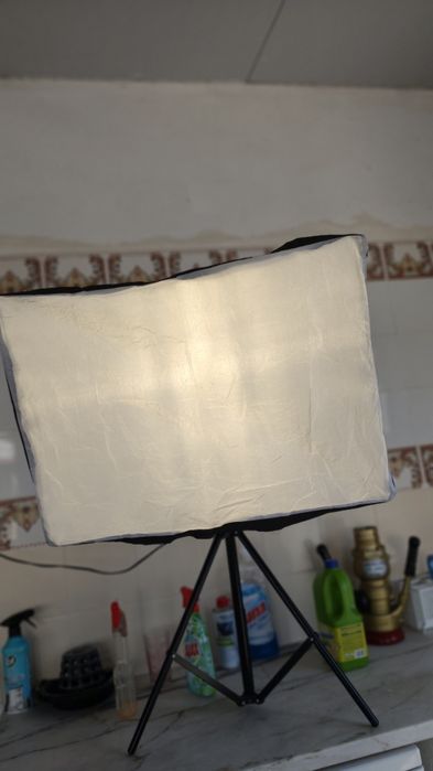 Kit de 2 Softboxes com Tripés – Altura até 2,45 m (Sem Lâmpadas)