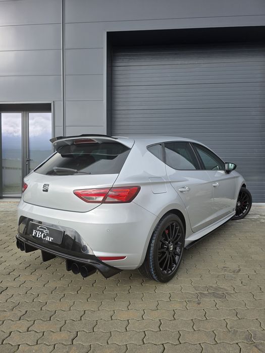 Seat Leon 5F "Look Cupra"