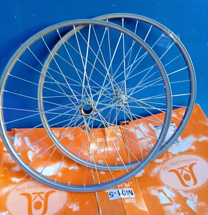 Колесо усиленное заднее и переднее 20", 24", 26" 28 дюймов.