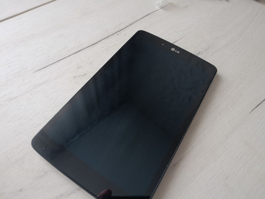 Планшет LG v490.