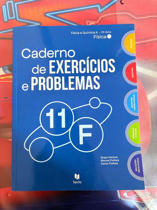Caderno de Atividades Física 11 ano
