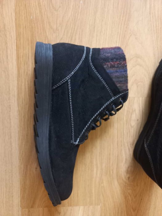 Женские новые замшевые демисезонные ботинки HEAVENLYSOLES 43 p.