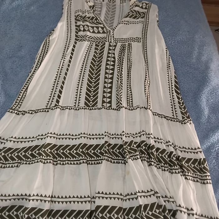 Vestido verde e branco
