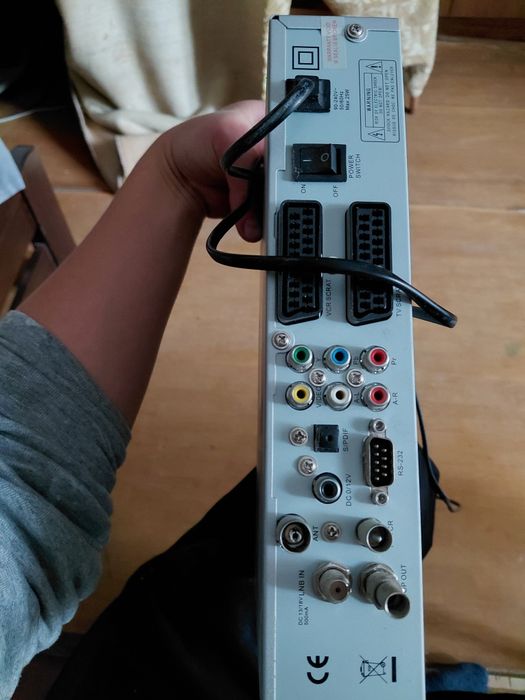 Цифровий супутниковий приймач (ресивер) Evolution EVO 700s