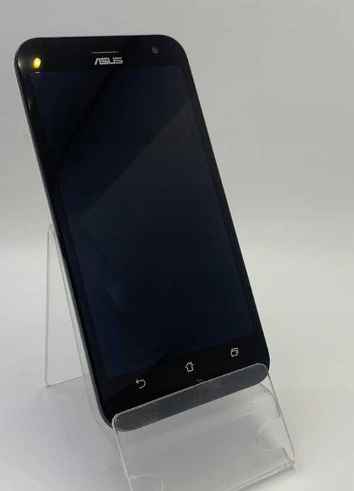 Мобильный телефон Asus ZenFone2 4/16GB