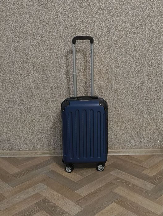 Нова валіза Boleedy 55x36x21