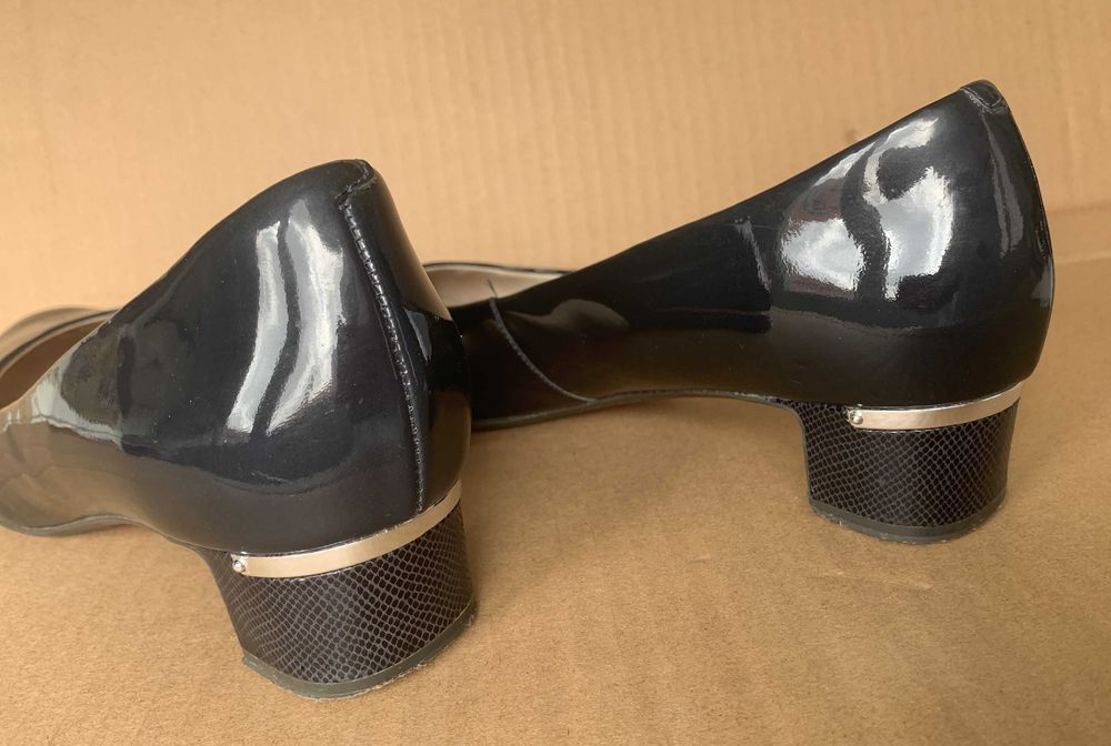 Sapatos de senhora, Rockport