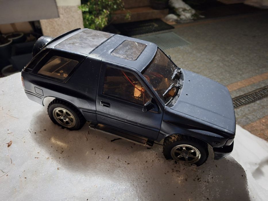 Isuzu Mu tamiya RC