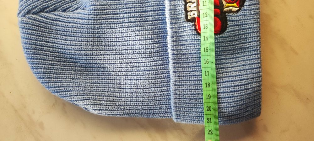 Шапка теплая на флисе голубая.