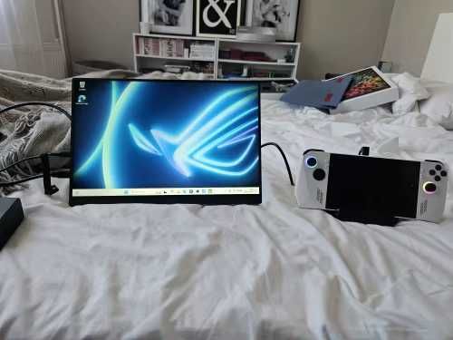 portable monitor - купити комп'ютери та комплектуючі - Ціна на OLX.ua