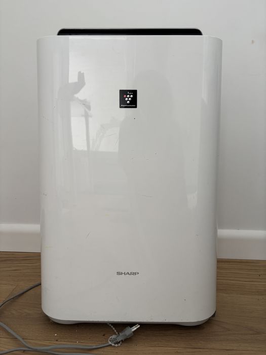 Oczyszczacz z nawilżaniem KC-D50EUW SHARP