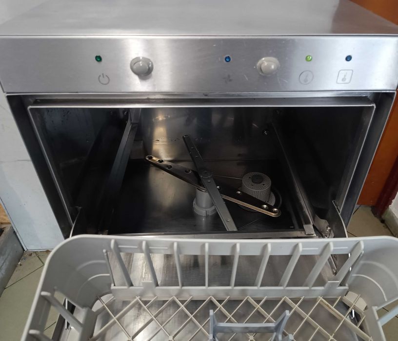 Zmywarko wyparzarka gastronomiczna Stalgast