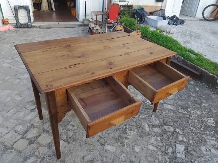 Mesa de aba rústica