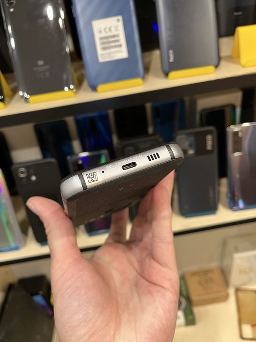 Броньований Caterpillar CAT S62 4/128GB NFC