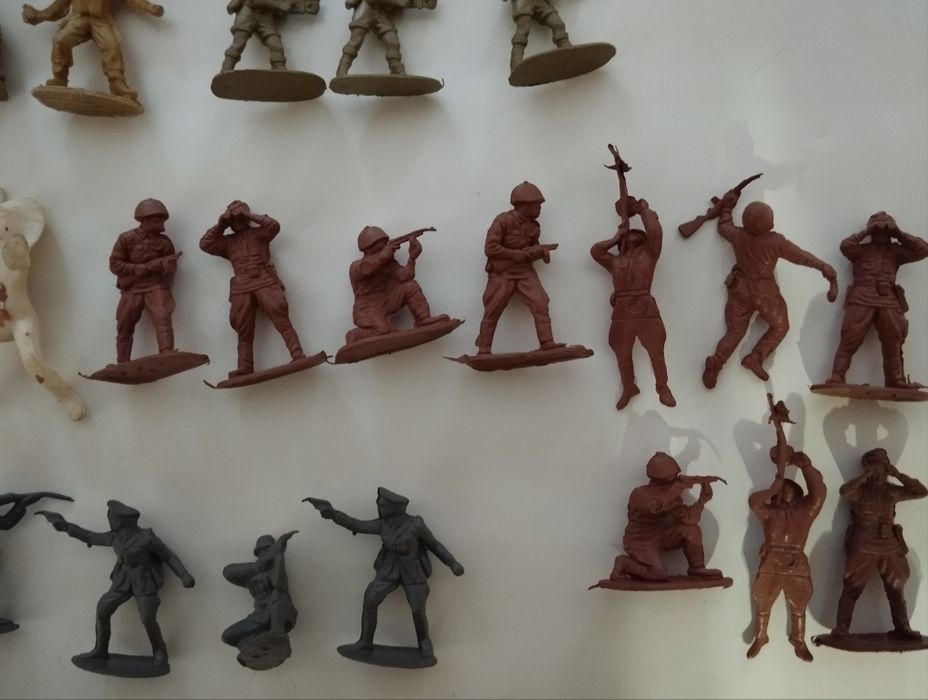 Солдатики.  Близько 30 шт