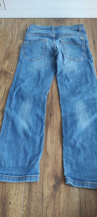 Spodnie jeans r.128