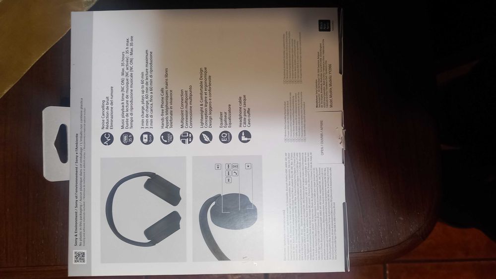 Headphones Sony WC-CH720N