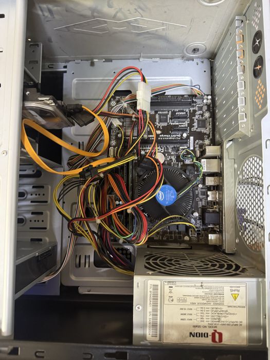 Офисный компьютер с клавиатурой монитором и мышкой і3-4150 6gb 250gb