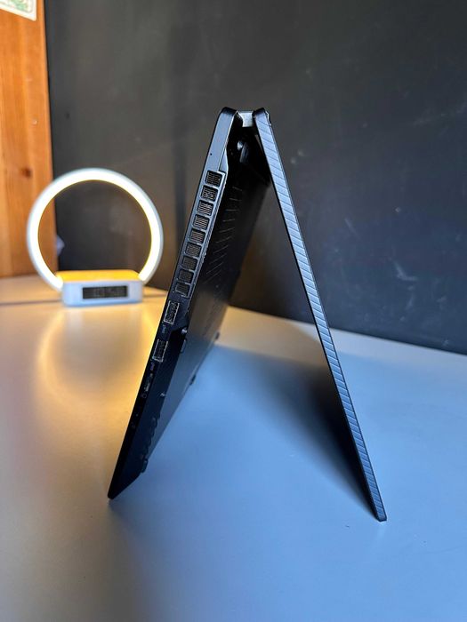 ASUS ROG Flow X16 (Ecrã Mini-LED) | i9, RTX 4070, 64GB RAM | Como Novo