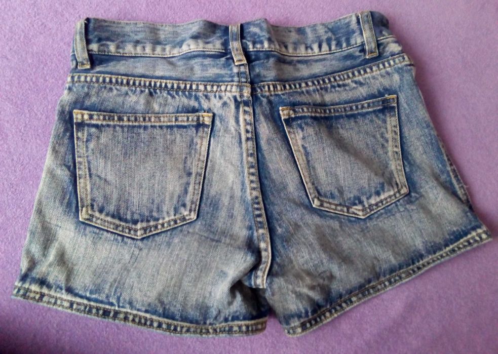 spodenki 34  XS  H&M stan idealny