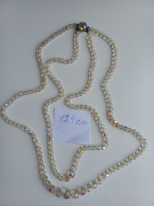 Продам бусы из натурального камня.