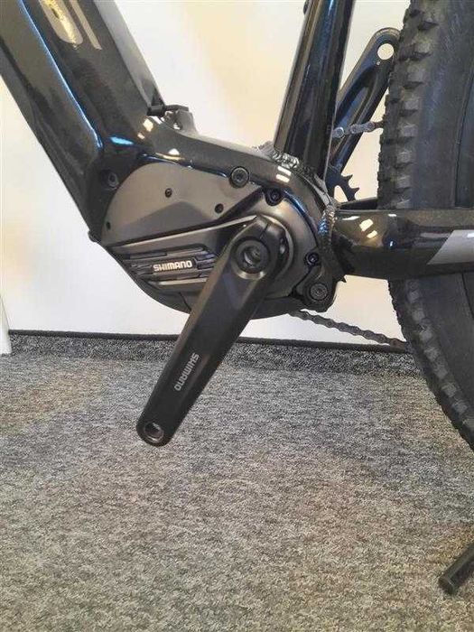 Rower elektryczny KROSS LEVEL BOOST 3.0 630 OUTLET