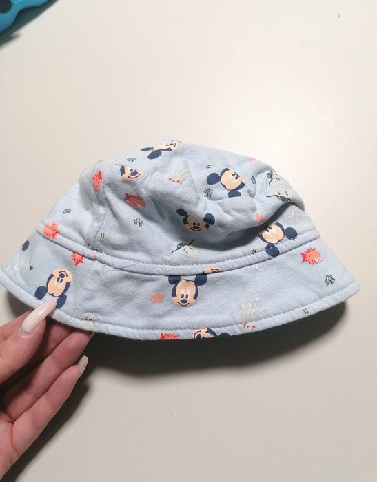 Chapéu de Bebé com Mickeys