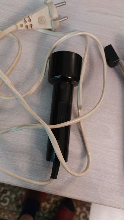 Продам электрощипцы-расческа