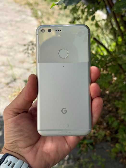 Google Pixel XL 32 gb Silver 1 gen   в супер стані безліміт Google сховище