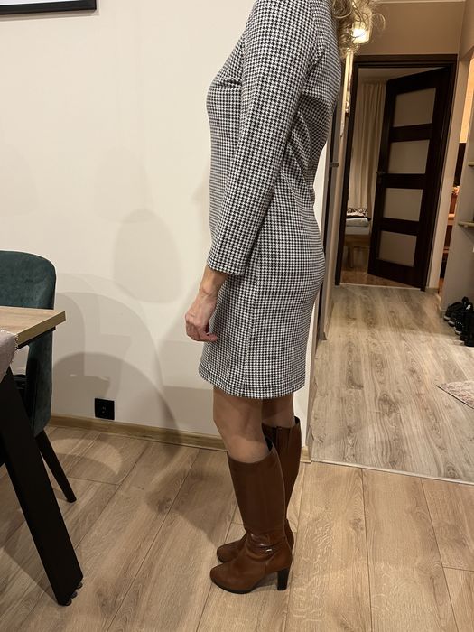 sukienka ołówkowa, pepitka , włoska, rozmiar  34/XS