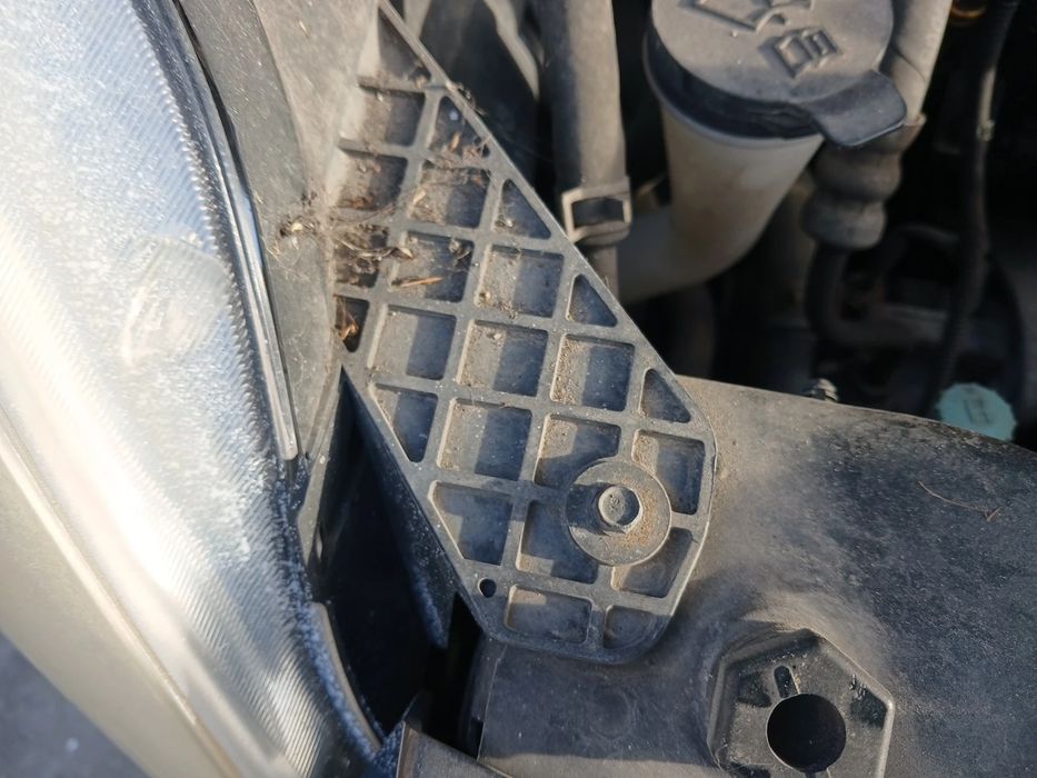 Ótica / farol direita CHEVROLET Spark (M300)