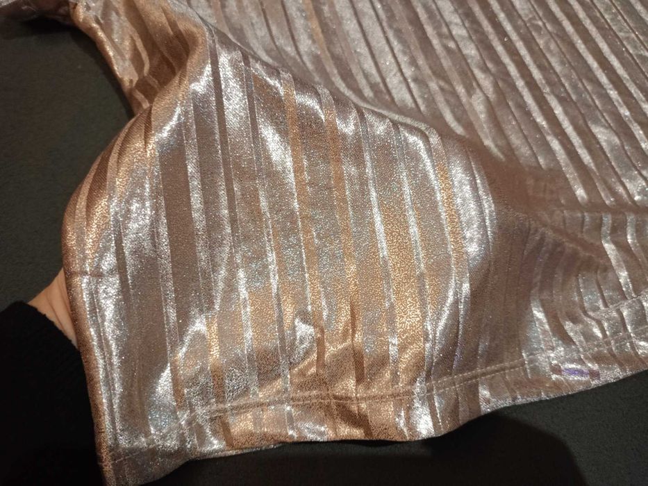 Błyszcząca bluzka sinsay