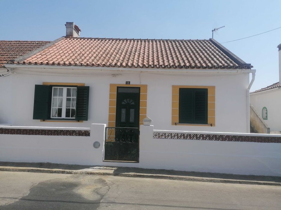 Moradia para venda e também para alugar para férias de verão perto de Montemor o Novo