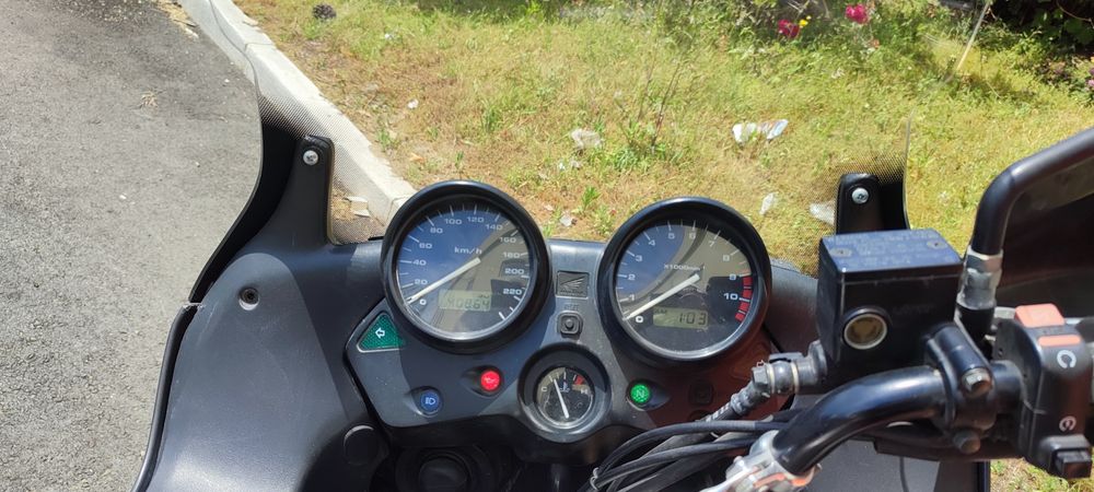 Honda Varadero XL1000cc ano 2001
