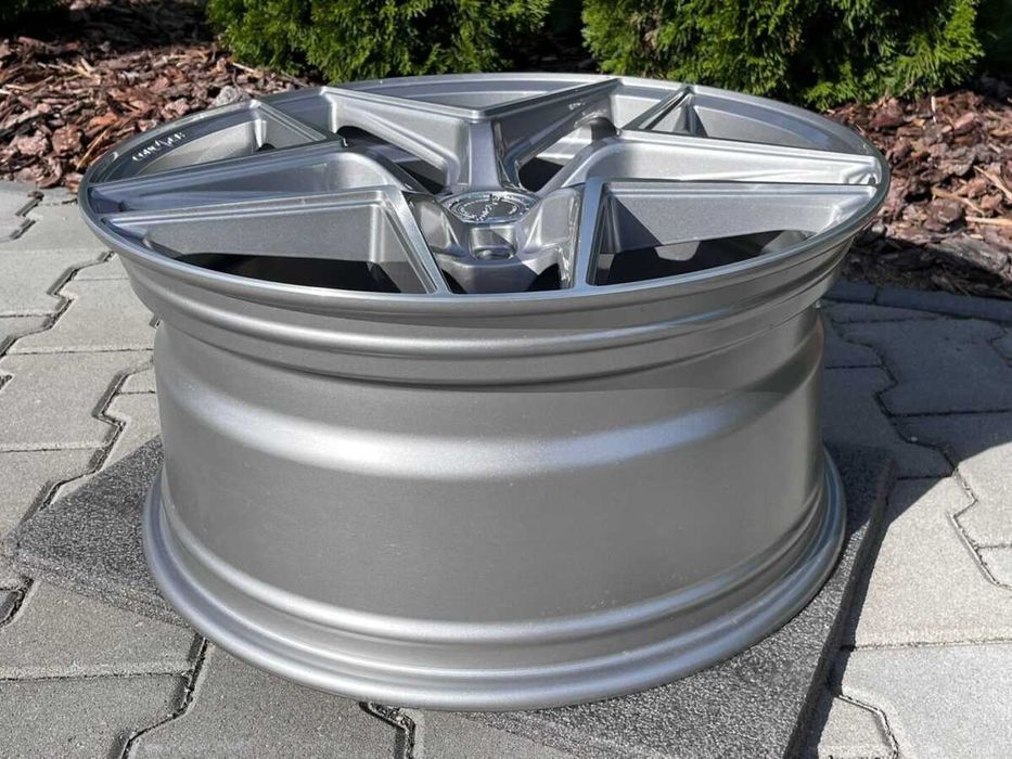 Felga aluminiowa Concaver CVR2 19″ 9J ET30 5×112 Brushed Titanium