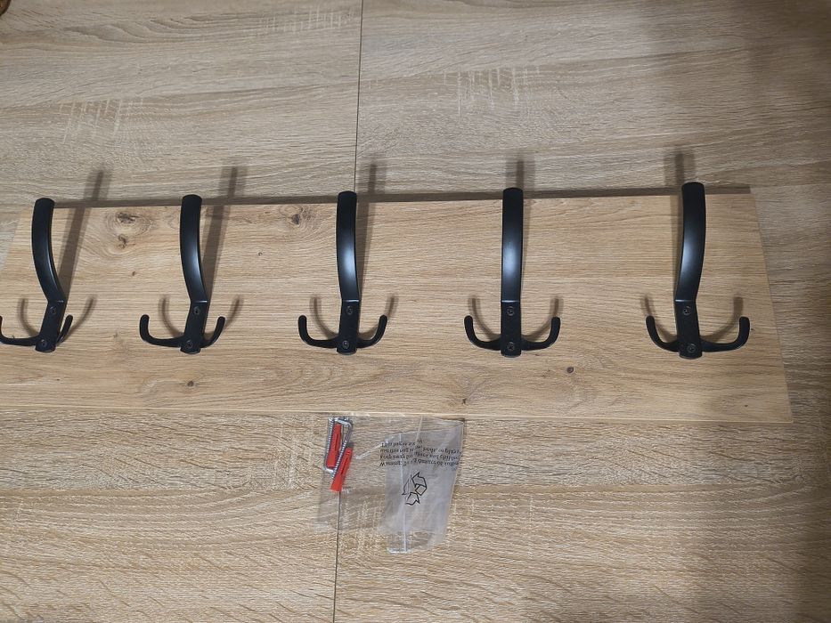 Wieszak ścienny 70cm