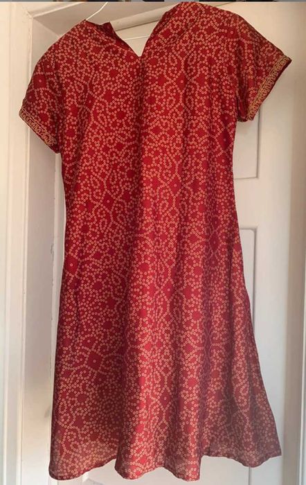 Conjunto indiano Vestido, Lenço Bordeaux e Bege 36