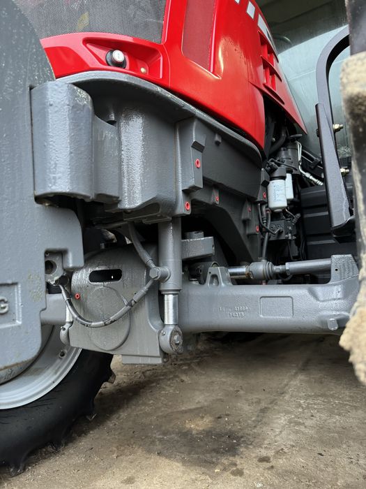 Massey Ferguson 5611 Dyna 4